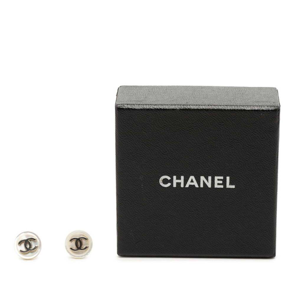 CHANEL White Logo Earrings - Picture 4 of 4